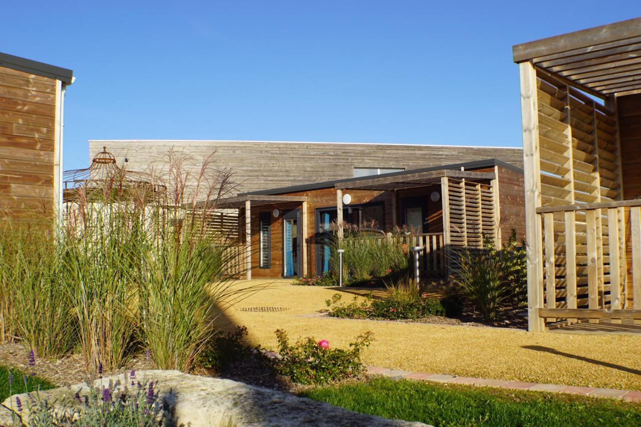Ferme Du Chateau Monampteuil Exterior photo