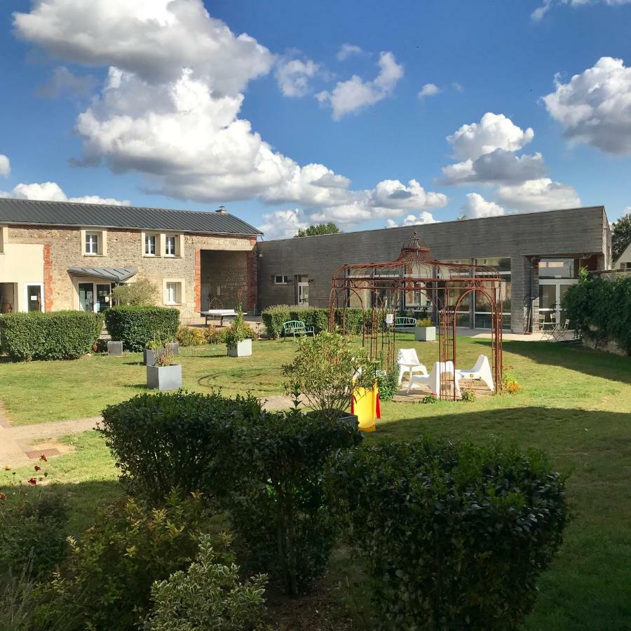 Ferme Du Chateau Monampteuil Exterior photo
